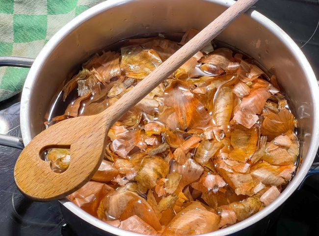Zwiebelschale Eier färben Zwiebelschale Eier färben