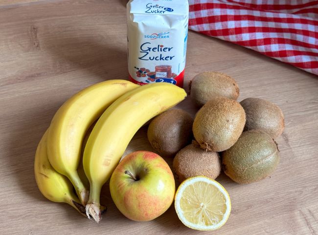 Apfel-Kiwi-Marmelade mit Banane Zutaten