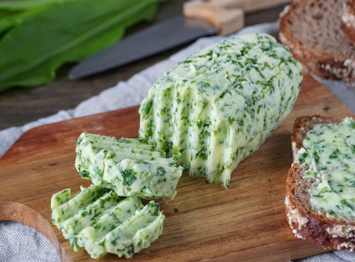 Bärlauchbutter selber machen: Das beste Rezept