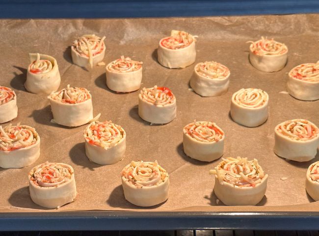 Blätterteigschnecken backen Blätterteigschnecken backen