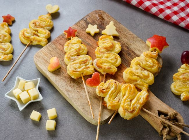 Bl&auml;tterteig Tannenbaum Fingerfood