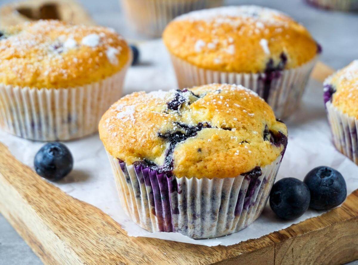 Blaubeermuffins mit Joghurt – schnell & saftig