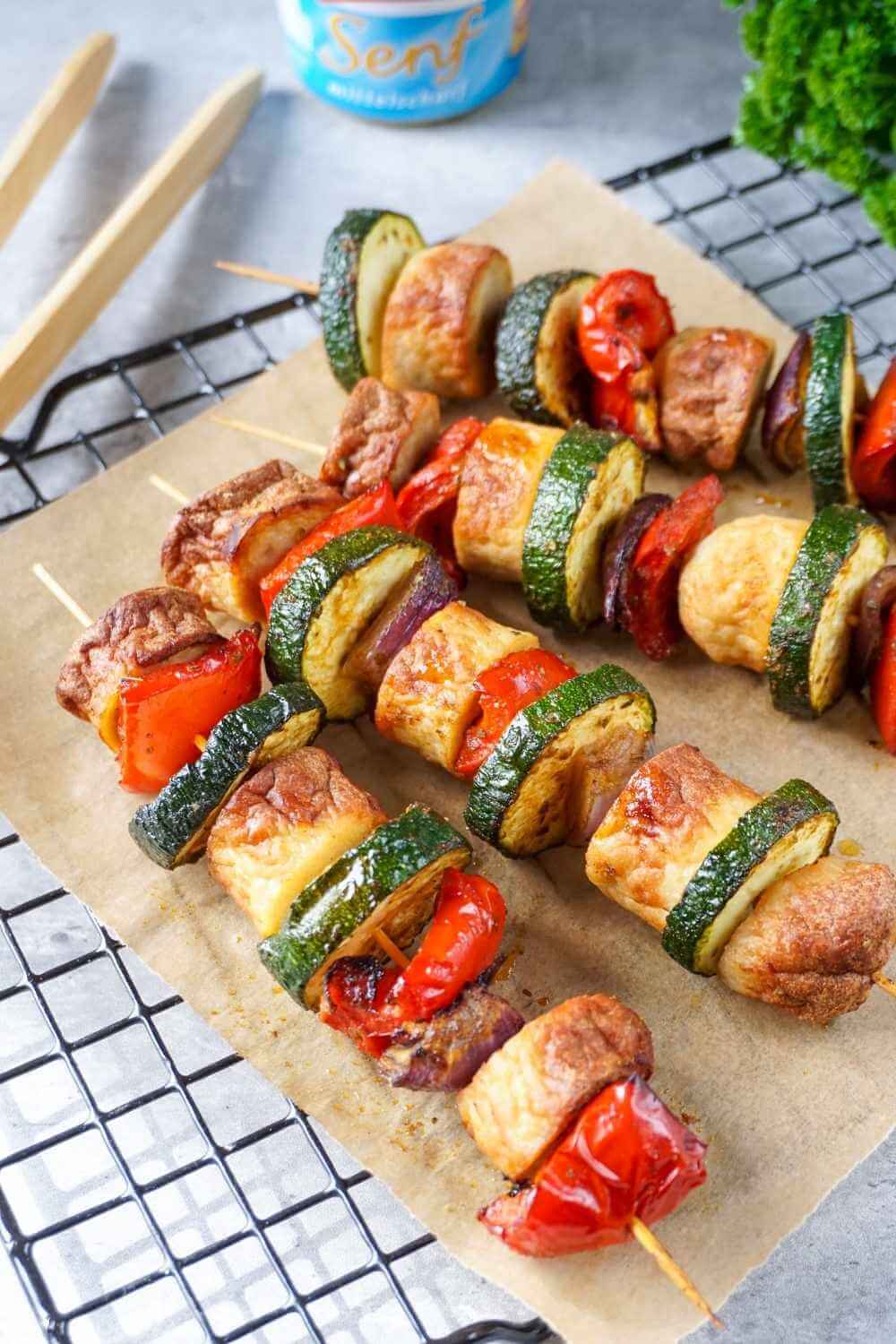 Bratwurst-Gemüse-Grillspieße – für Grill & Airfryer Bratwurst-Gemüse-Grillspieße – für Grill & Airfryer