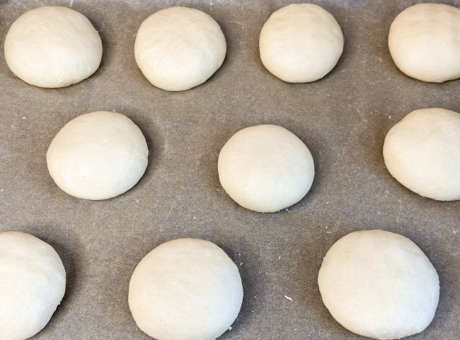 Brötchen über Nacht gehen lassen Brötchen über Nacht gehen lassen