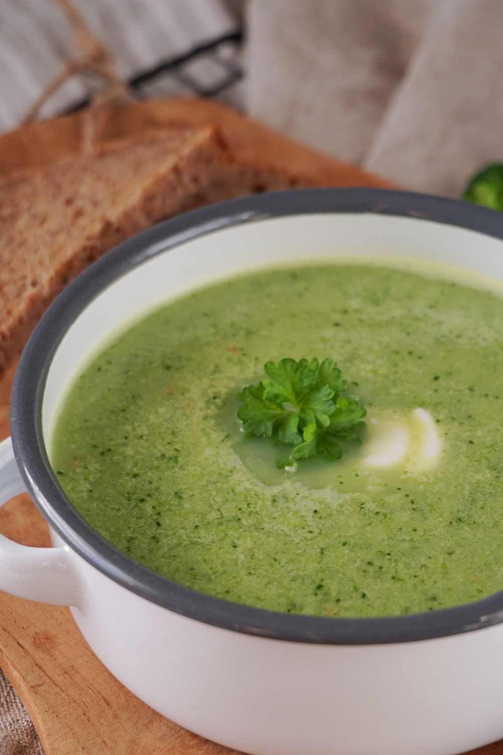 Brokkolisuppe Rezept