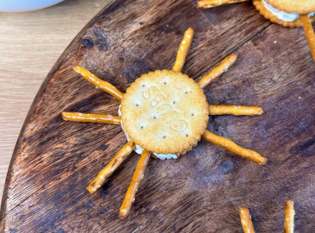 Cracker Spinnen Salzstangen Cracker Spinnen Salzstangen
