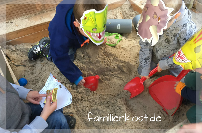Dino Eier ausgraben