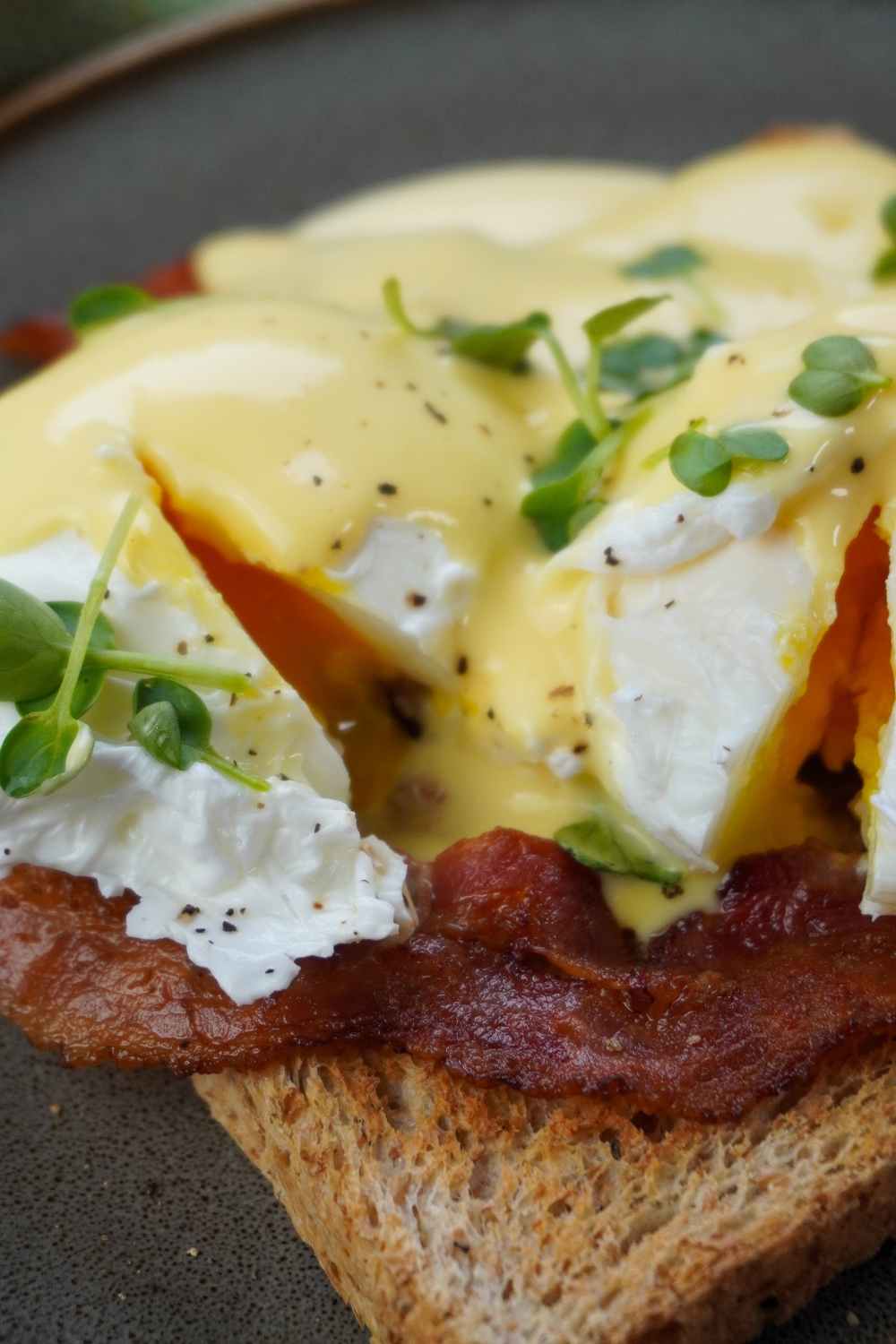 Eggs Benedict Eggs Benedict