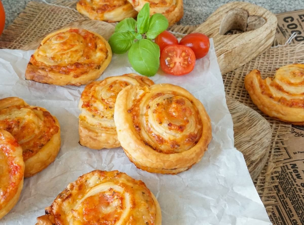Herzhafte Blätterteigschnecken
