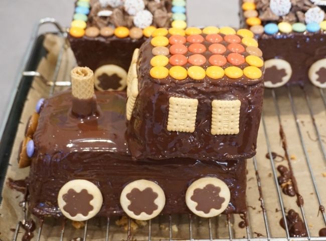 Eisenbahn-Kuchen - Lok Eisenbahn-Kuchen - Lok