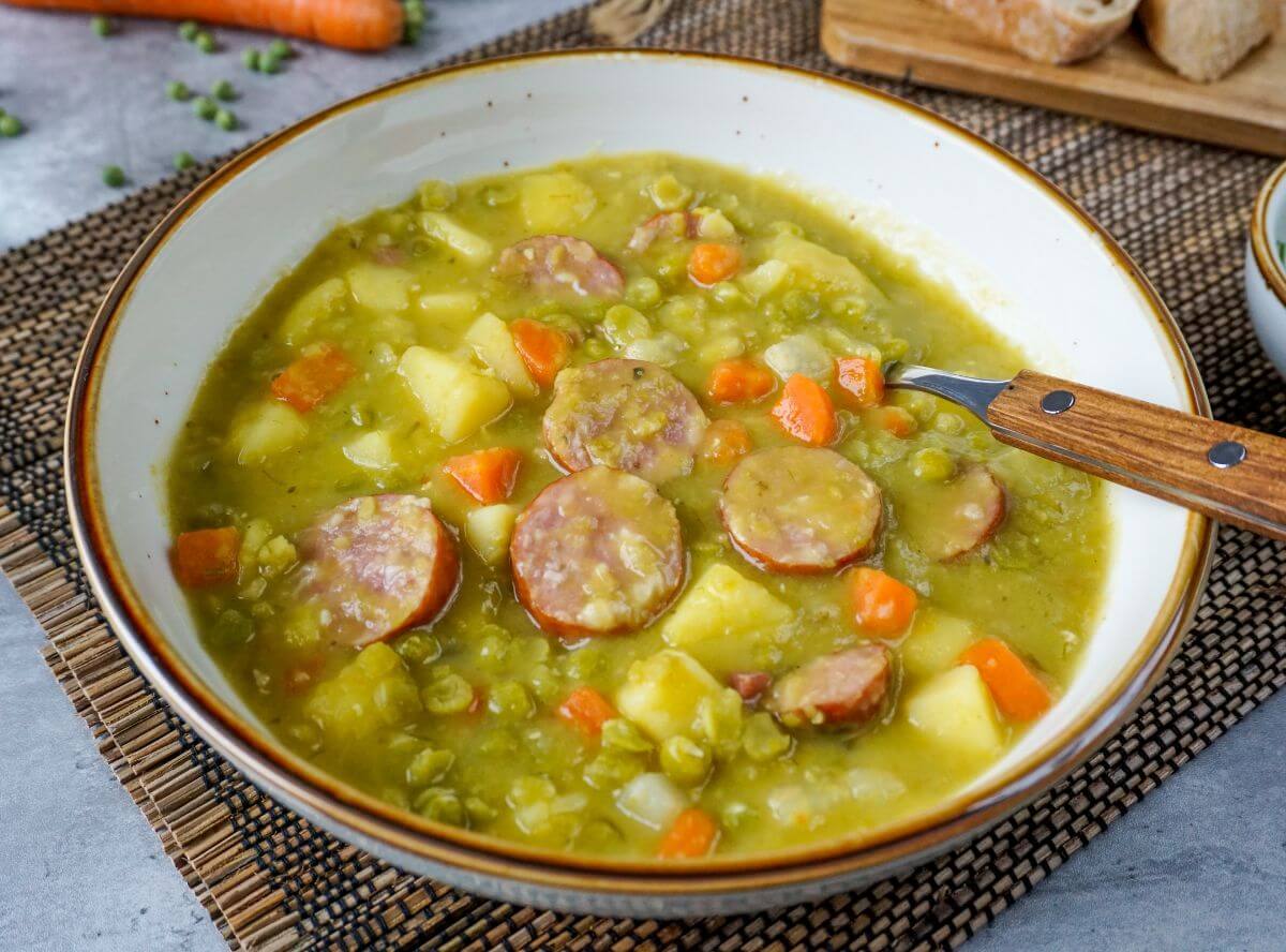 Erbsensuppe wie von Oma