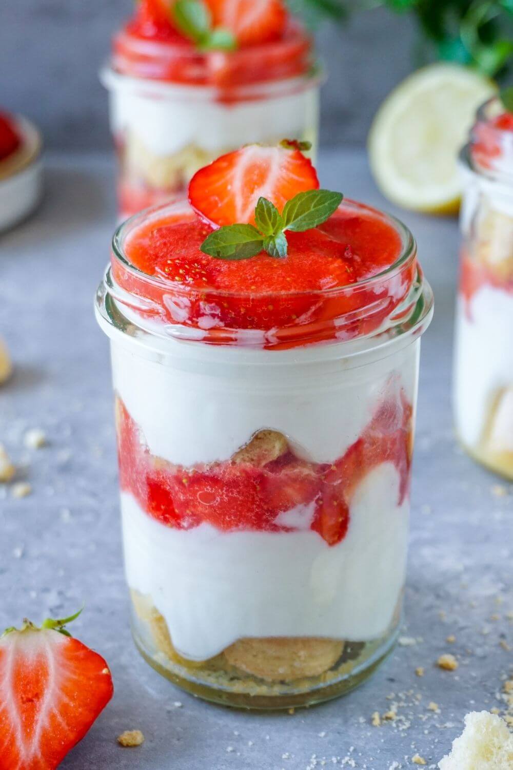 Erdbeer-Tiramisu im Glas – fruchtig leicht & so lecker Erdbeer-Tiramisu im Glas – fruchtig leicht & so lecker