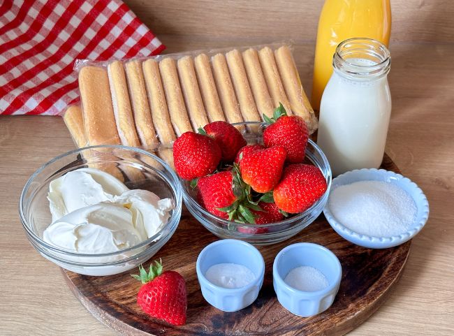 Erdbeer Tiramisu Rolle Rezept