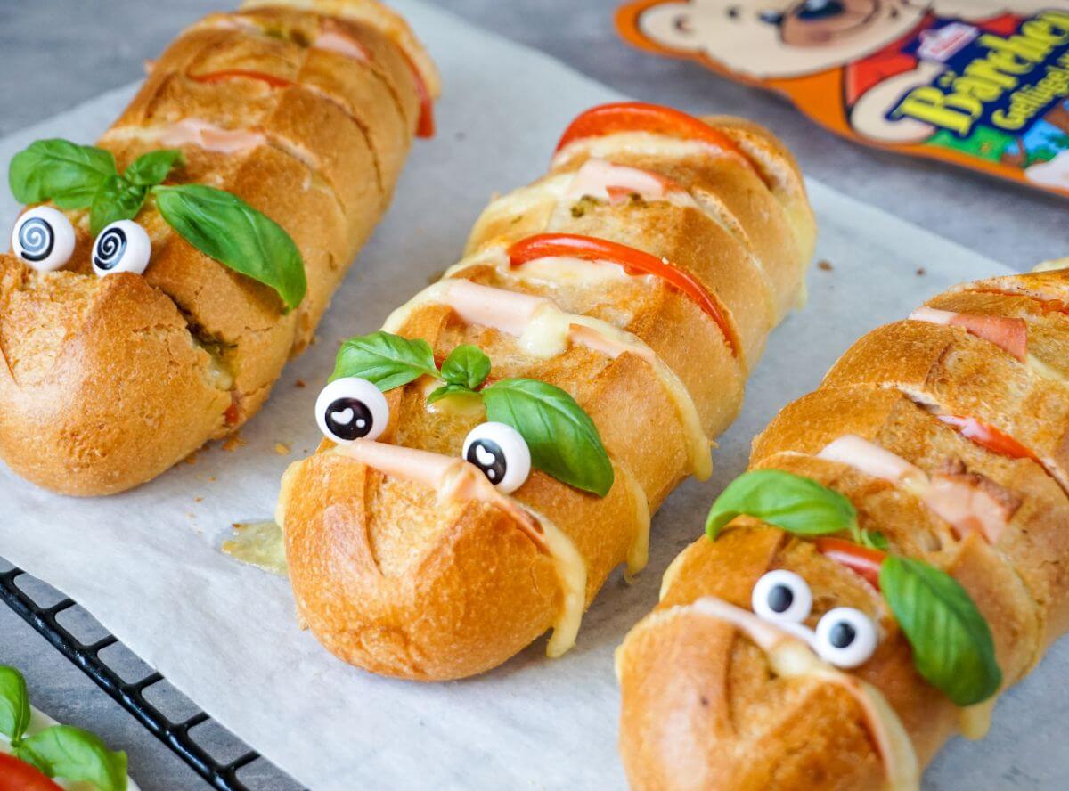 Fächerbaguette-Raupen Tomate-Mozzarella