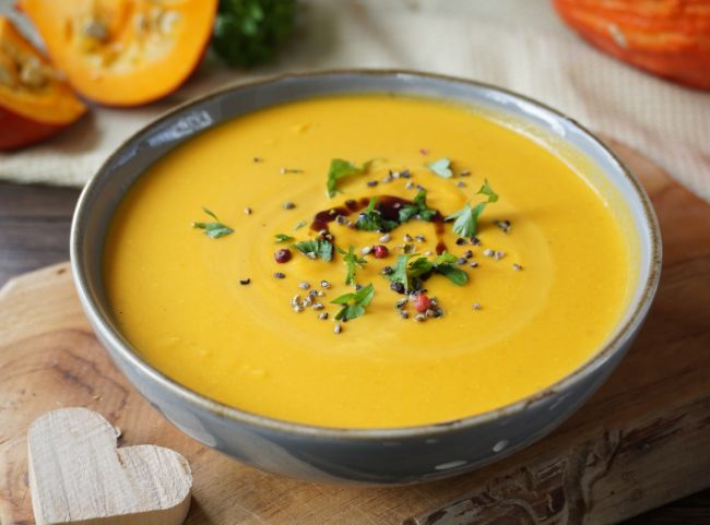 K&uuml;rbissuppe