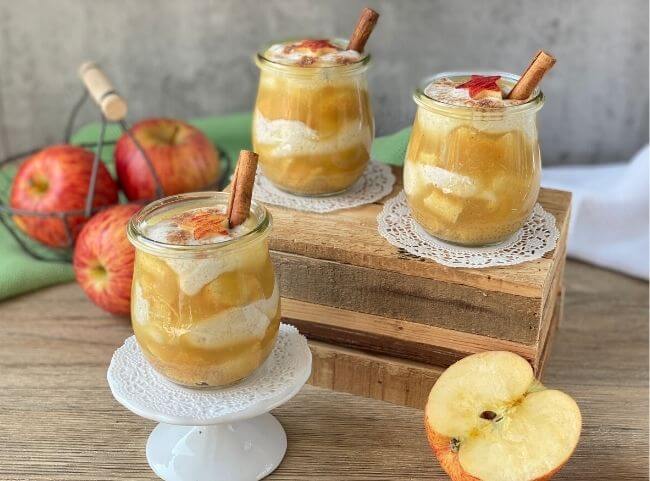 Apfeltiramisu Rezept mit Löffelbiskuits und Quark Apfeltiramisu Rezept mit Löffelbiskuits und Quark