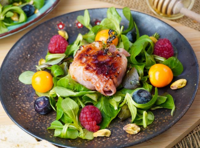 Feldsalat Ziegenk&auml;se Speckmantel