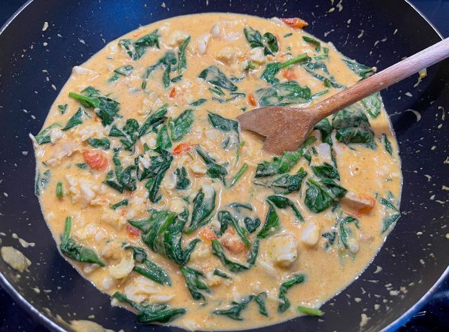 Fischcurry mit Kokosmilch und Gemüse Fischcurry mit Kokosmilch und Gemüse