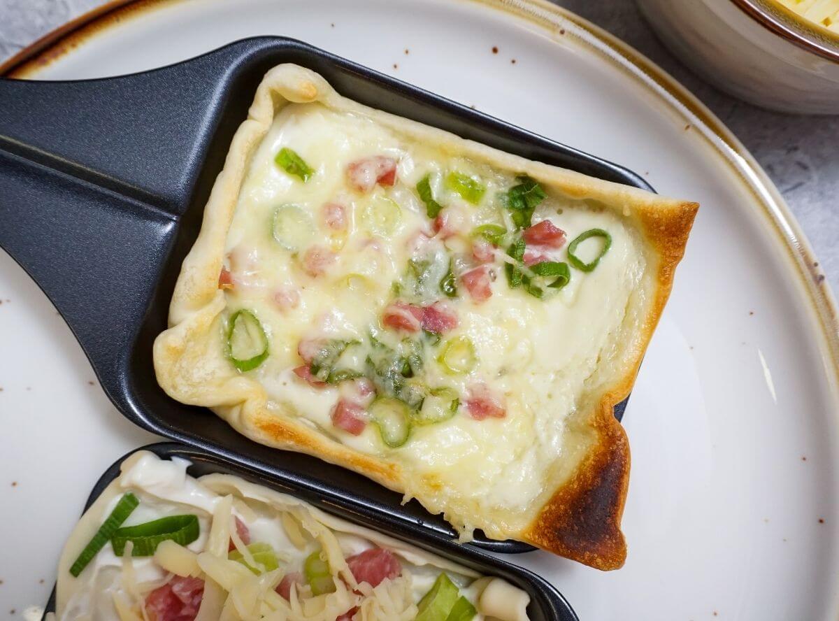 Flammkuchen im Raclette Pf&auml;nnchen