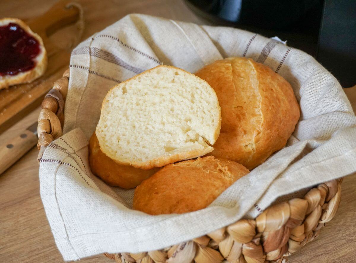 frische Br&ouml;tchen Airfryer