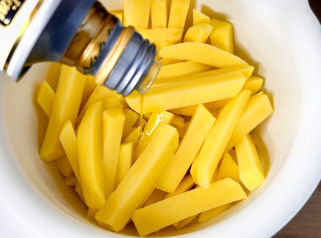 Frische Pommes Heißluftfritteuse Frische Pommes Heißluftfritteuse