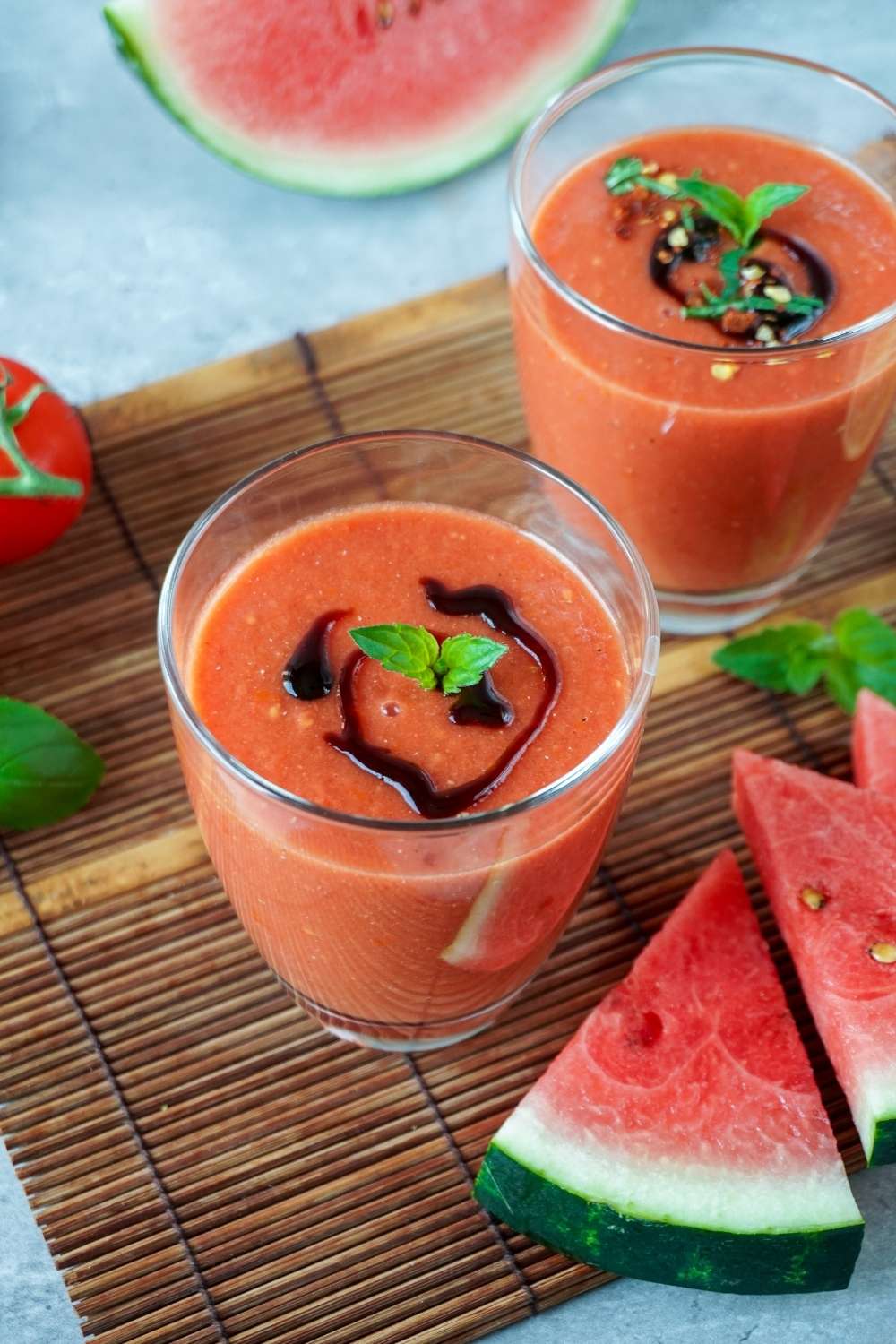 Wassermelonen-Gazpacho - so erfrischend bei Hitze Wassermelonen-Gazpacho - so erfrischend bei Hitze