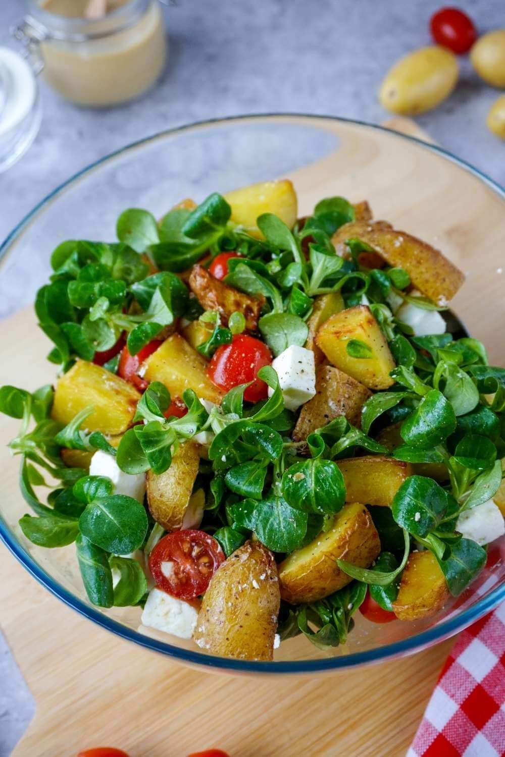 Honig-Senf-Röstkartoffelsalat aus der Heißluftfritteuse Honig-Senf-Röstkartoffelsalat aus der Heißluftfritteuse