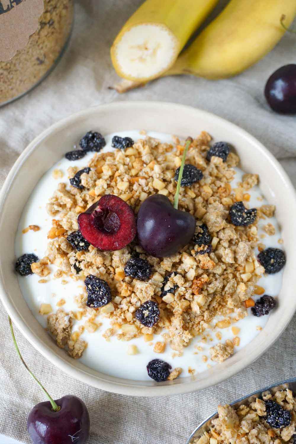 Kirsch-Bananen-Granola Kirsch-Bananen-Granola