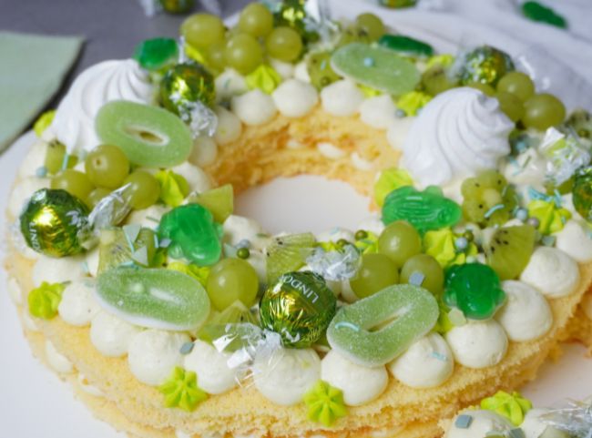 Grüne Zahlentorte Obst Grüne Zahlentorte Obst
