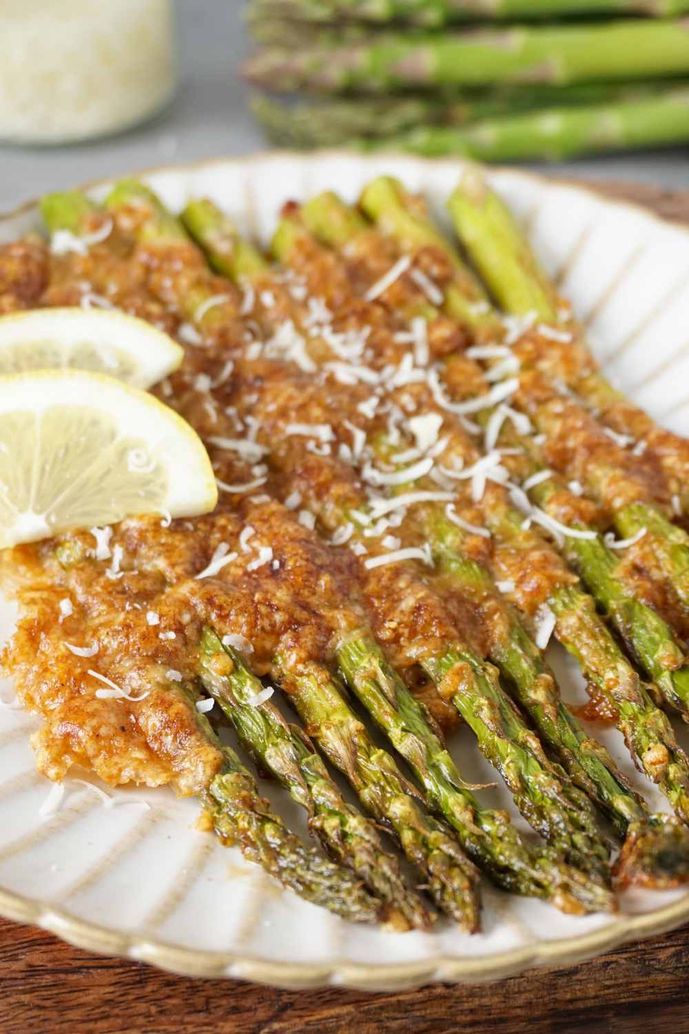 Spargel in der Heißluftfritteuse mit Parmesan Spargel in der Heißluftfritteuse mit Parmesan