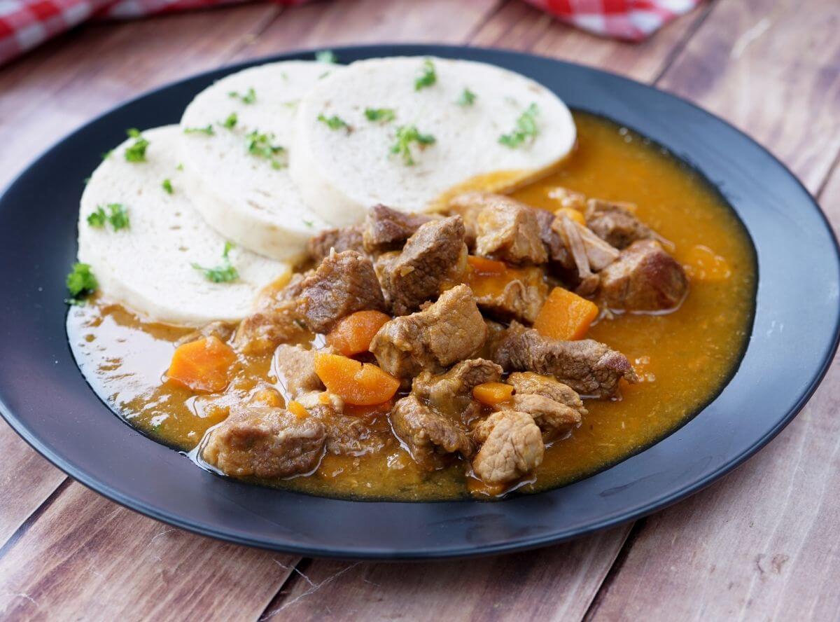 Gulasch aus dem Schnellkochtopf