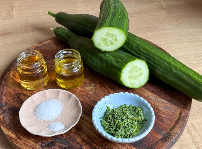 Gurkensalat Essig &Ouml;l