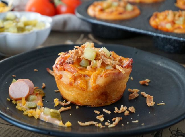 Herzhafte Muffins mit W&uuml;rstchen