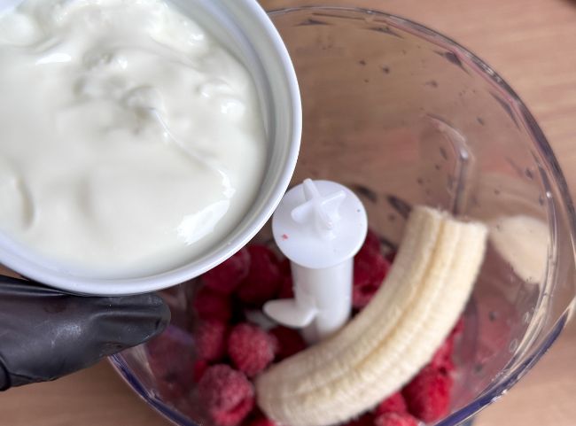 Himbeer Smoothie mit Joghurt Himbeer Smoothie mit Joghurt