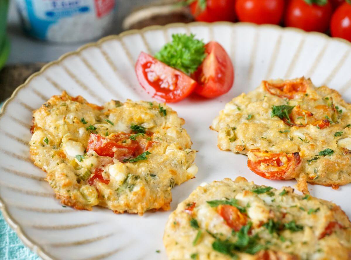 Low Carb Hüttenkäsetaler