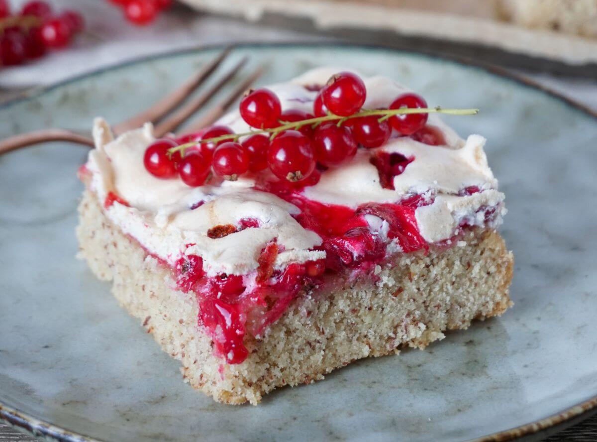 Johannisbeerkuchen mit Baiser