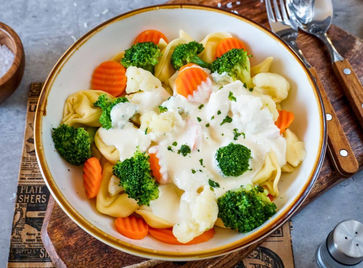 Käse-Sahne-Soße - ganz einfach & cremig