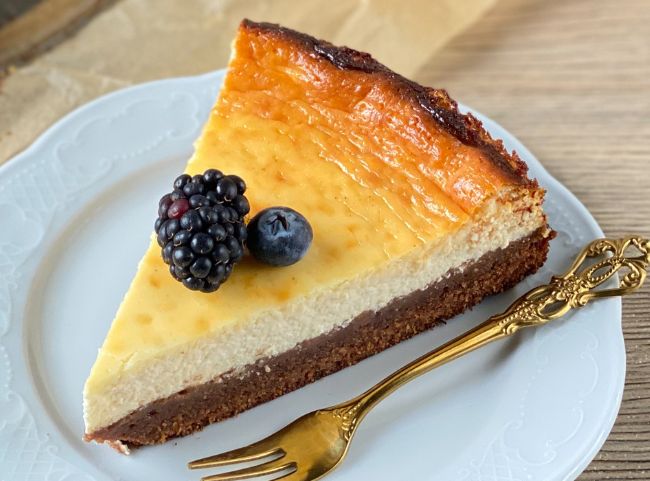 K&auml;sekuchen mit Brownie Boden