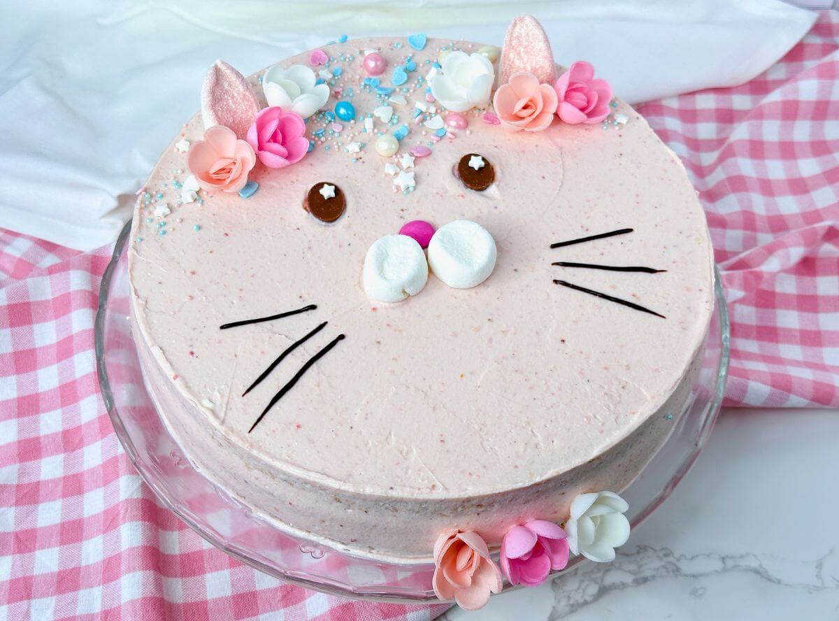 Katzentorte zum Geburtstag backen