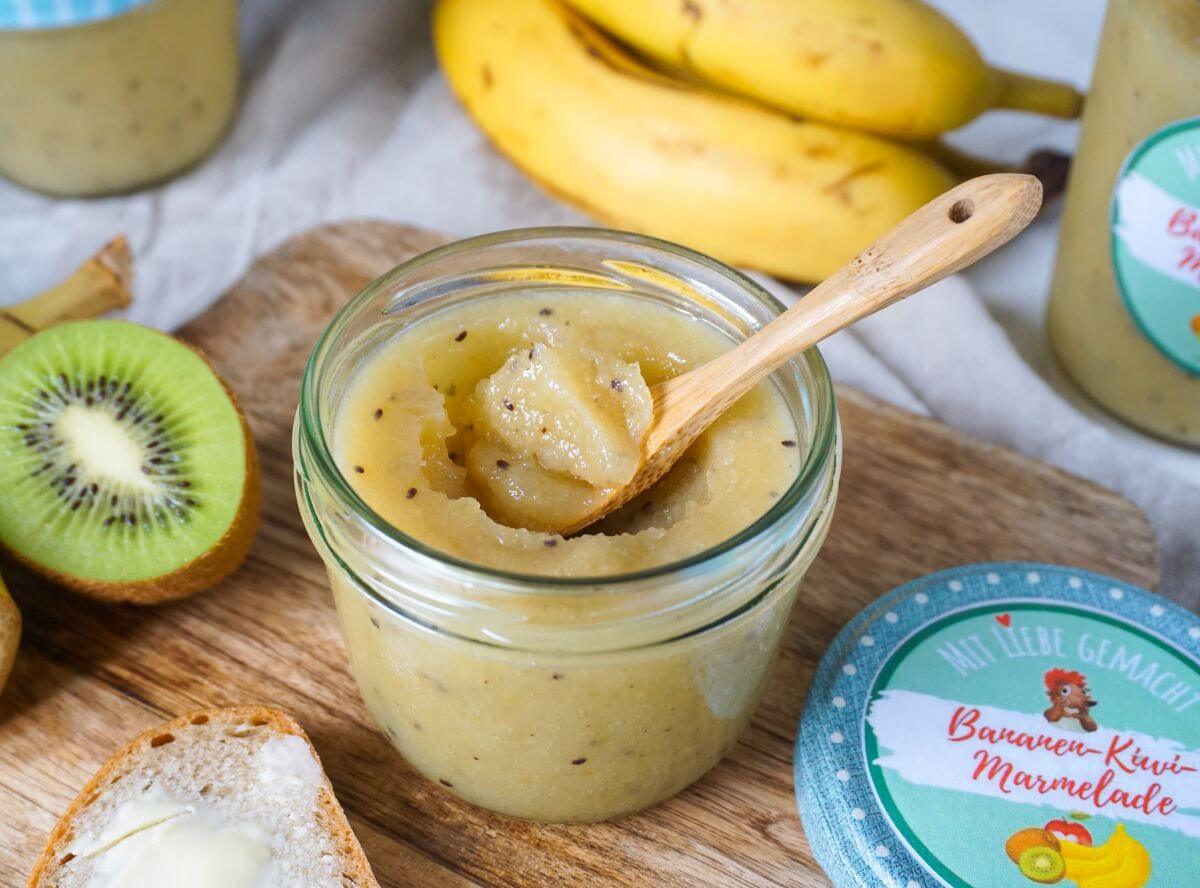 Bananen-Kiwi-Marmelade mit Apfel