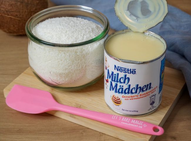 Kokosmakronen mit Milchmädchen Kokosmakronen mit Milchmädchen