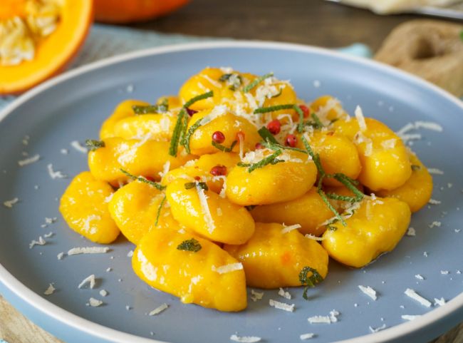 Kürbis Gnocchi mit Salbeibutter