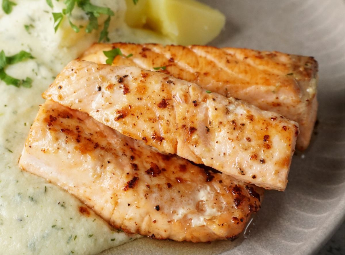 Lachs braten - so geht's