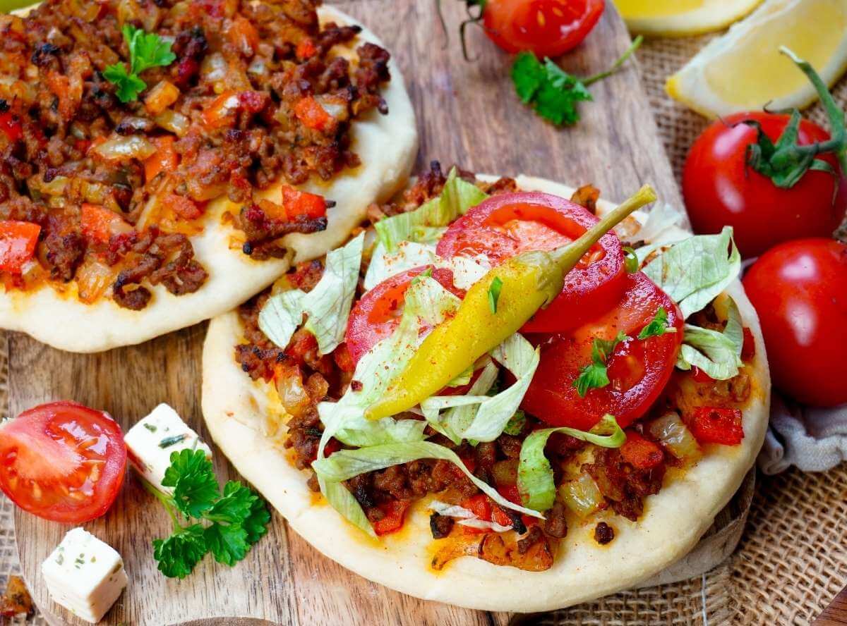 Türkische Pizza: Lahmacun