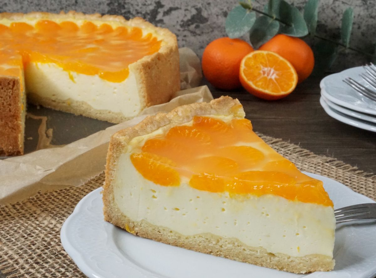 Mandarinen-Schmand Kuchen mit Tortenguss