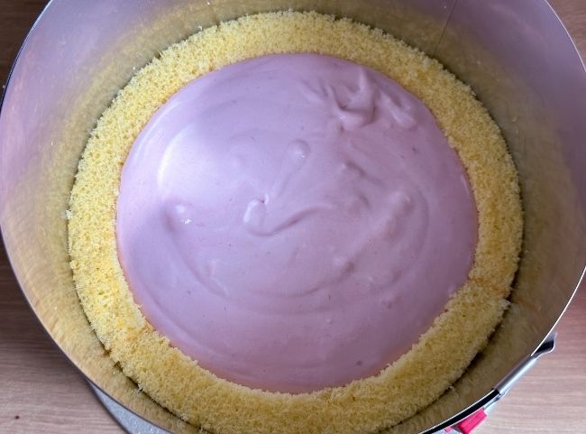Meerjungfrau Himbeer-Sahne-Torte Meerjungfrau Himbeer-Sahne-Torte