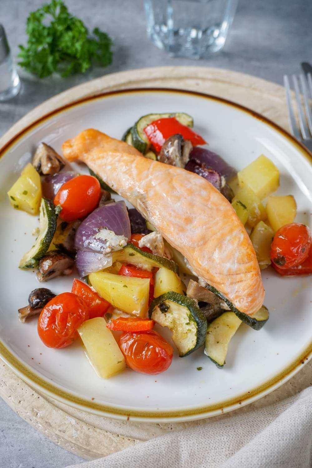 Ofengemüse mit Lachs Ofengemüse mit Lachs