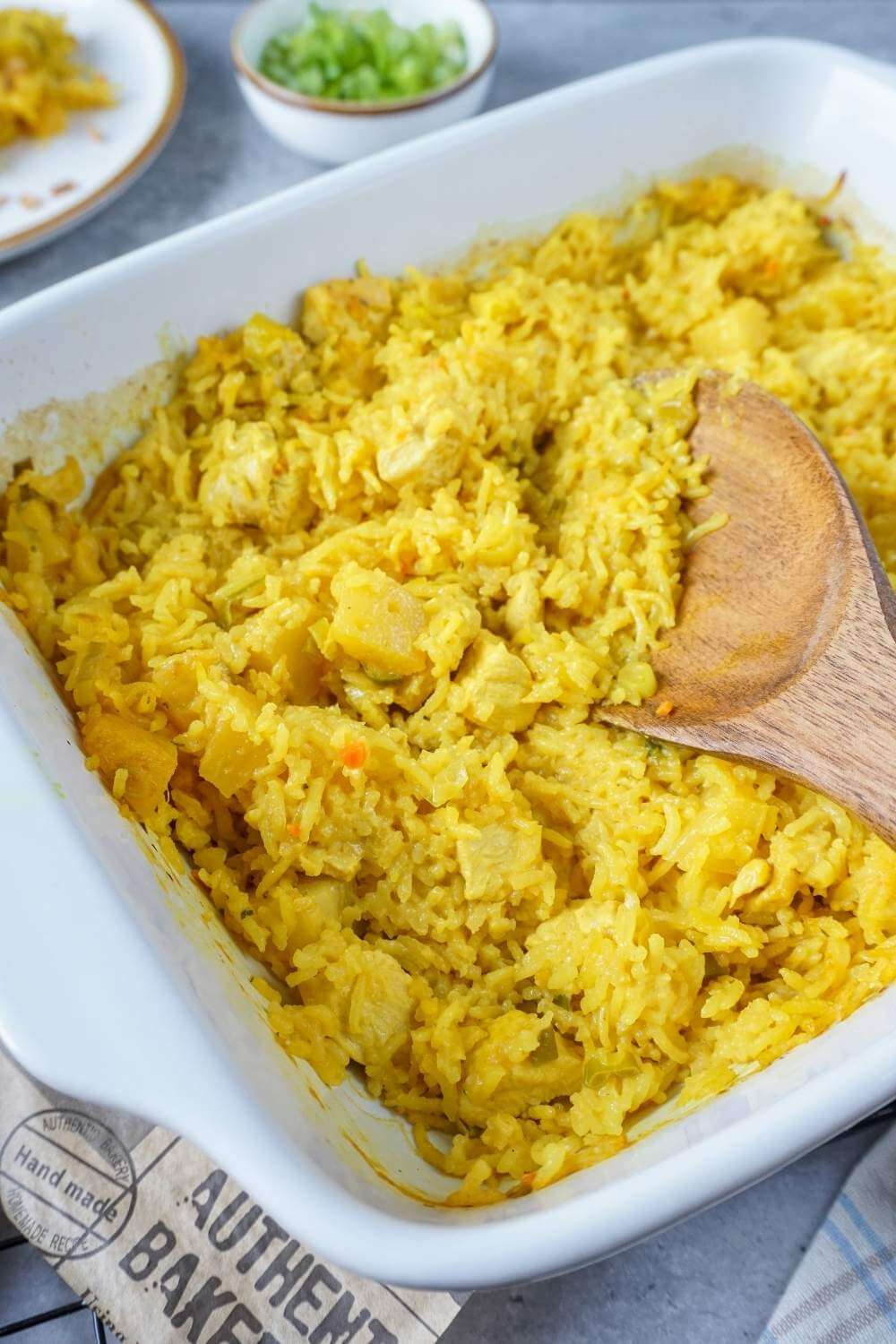 Ofenreis mit Hähnchen und Ananas Ofenreis mit Hähnchen und Ananas