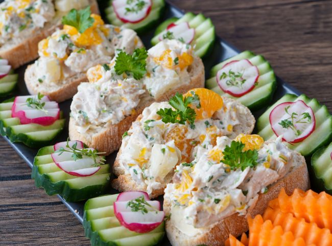 Omas Gefl&uuml;gelsalat Feinkostsalat
