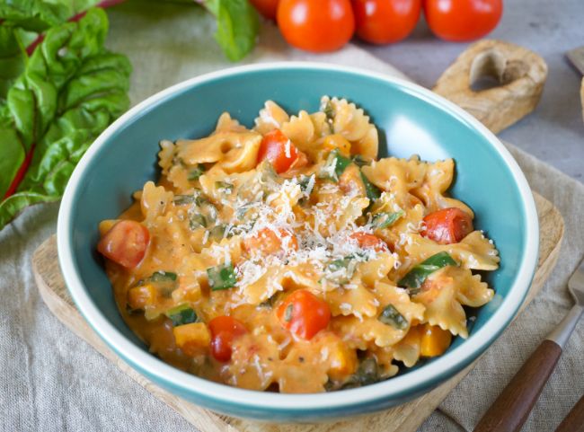 One Pot Pasta mit Mangold